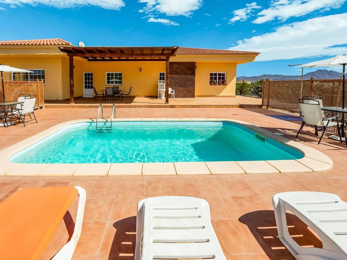 Belvilla By Oyo Chalet En Tuineje Para 6 Personas Номер фото